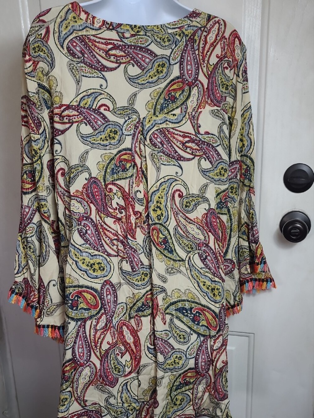 JODIFL Olive Paisley V-Neck Balloon Sleeve Tunic - Picture 7 of 15